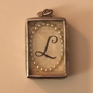 Jewel Kade “L” charm with pearls and Eiffel Tower